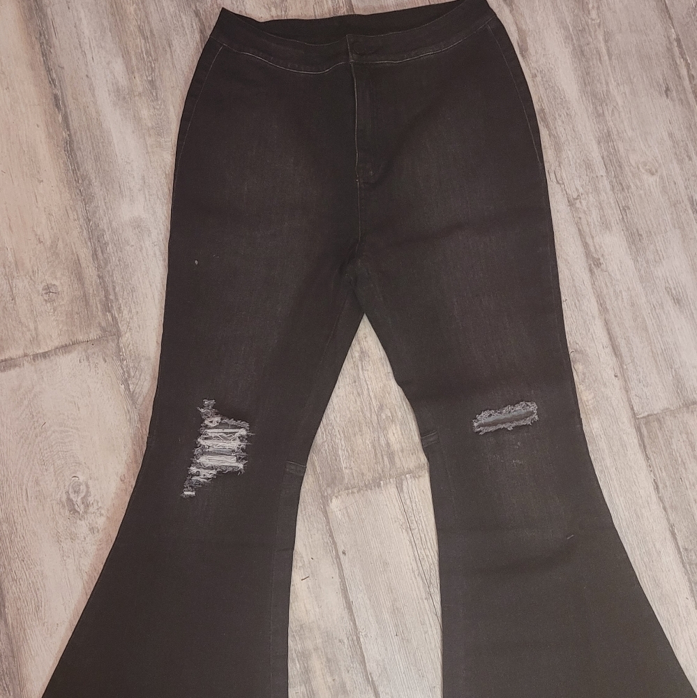 Black stretchy jeans
